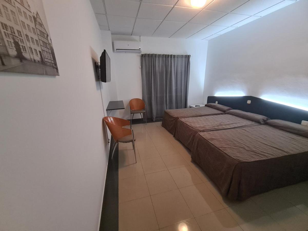 Hotel Lisboa Castrillo de la Guareña 外观 照片