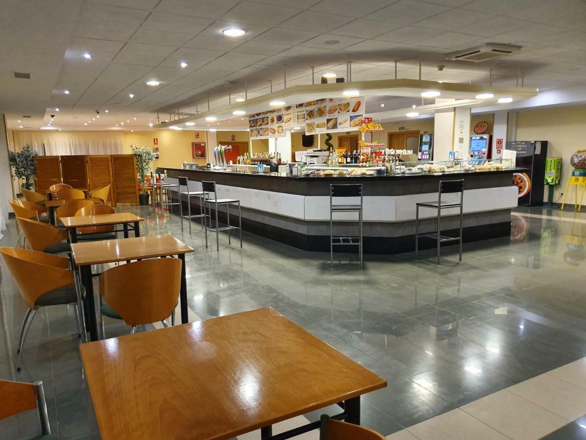 Hotel Lisboa Castrillo de la Guareña 外观 照片